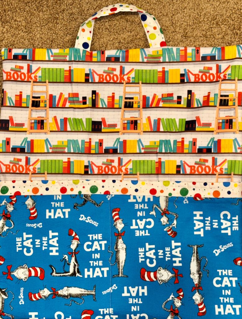 Reading Pillow – The Cat In The Hat